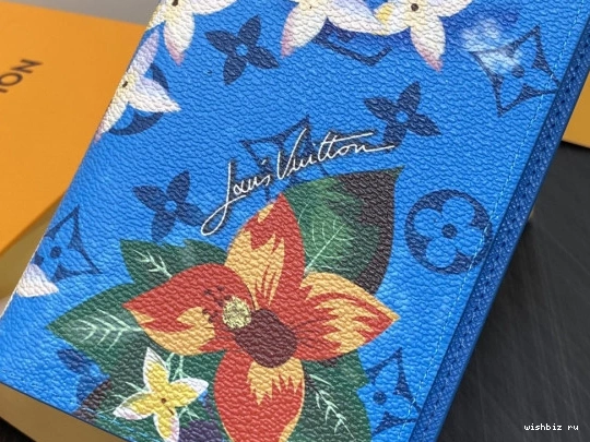 WIS PASSPORT Louis Vuitton COVER-10*14*2.5CM 0910